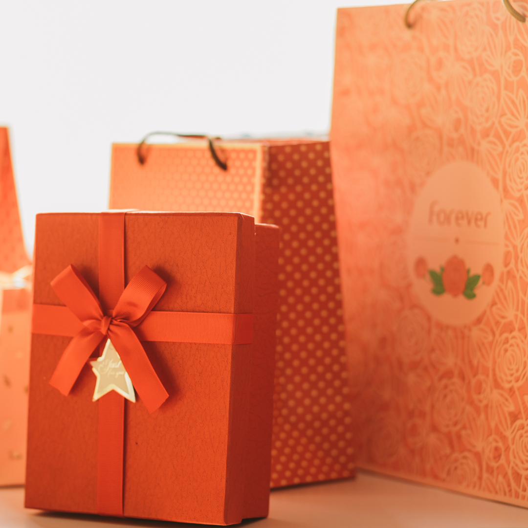 gift boxes and gift bags