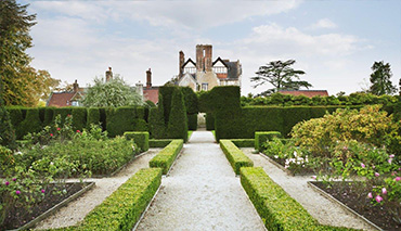 Country house and garden